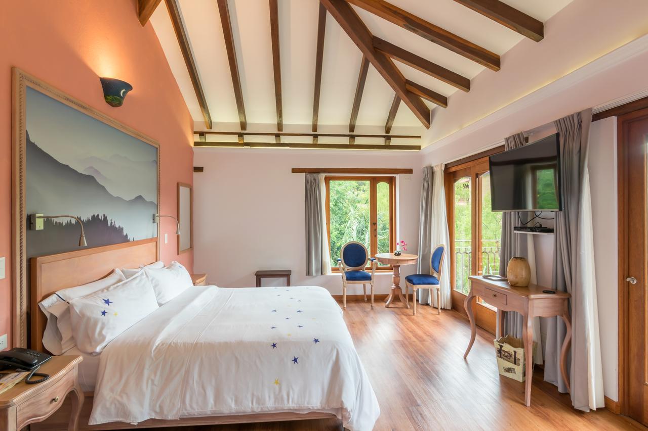 Hotel La Casa Del Arbol Boutique De Leyva Villa de Leyva