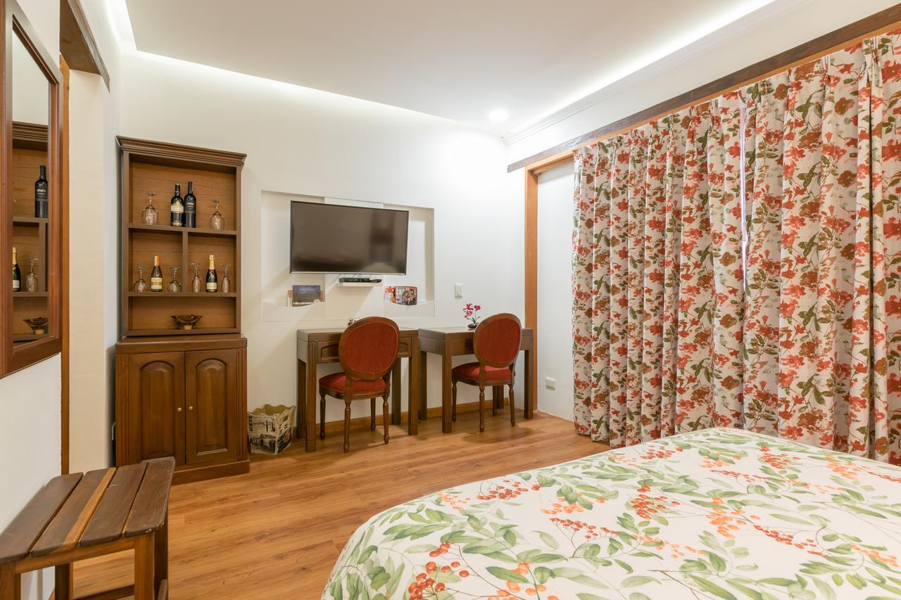 La Casa Del Arbol Boutique De Leyva Hotel