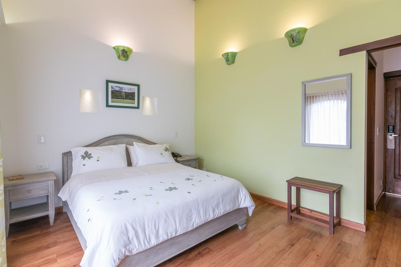 La Casa Del Arbol Boutique De Leyva Hotel